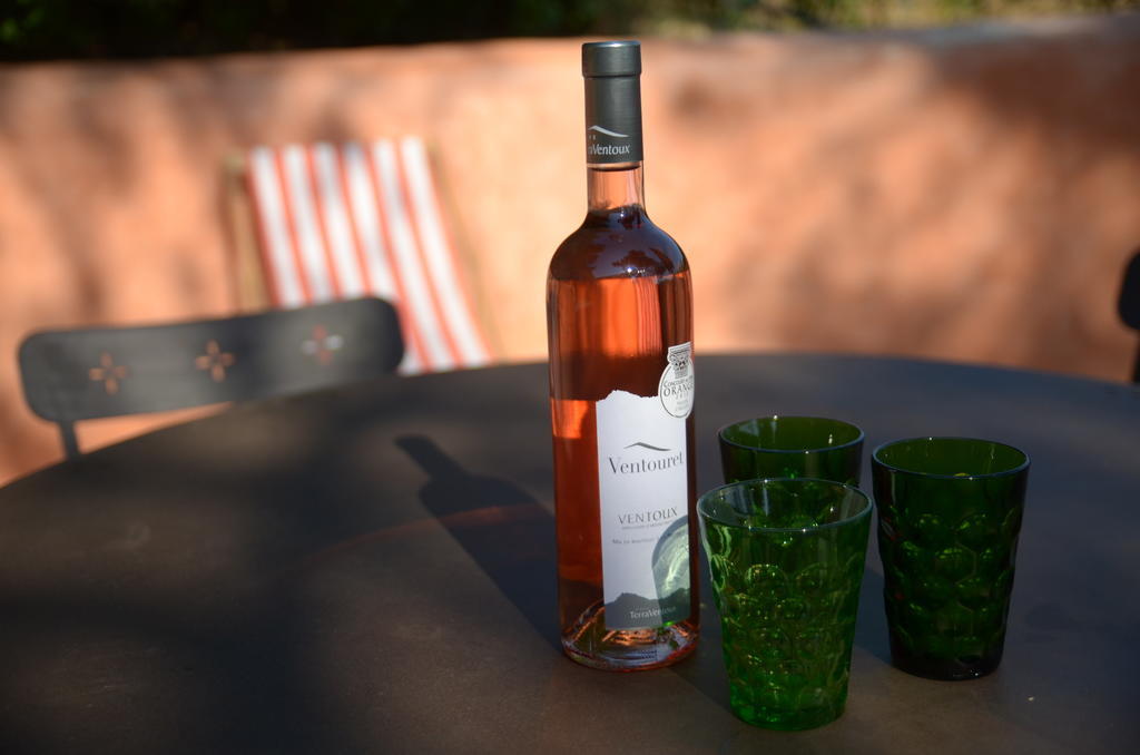 Le Petit Bacalan Villa Mormoiron Rum bild